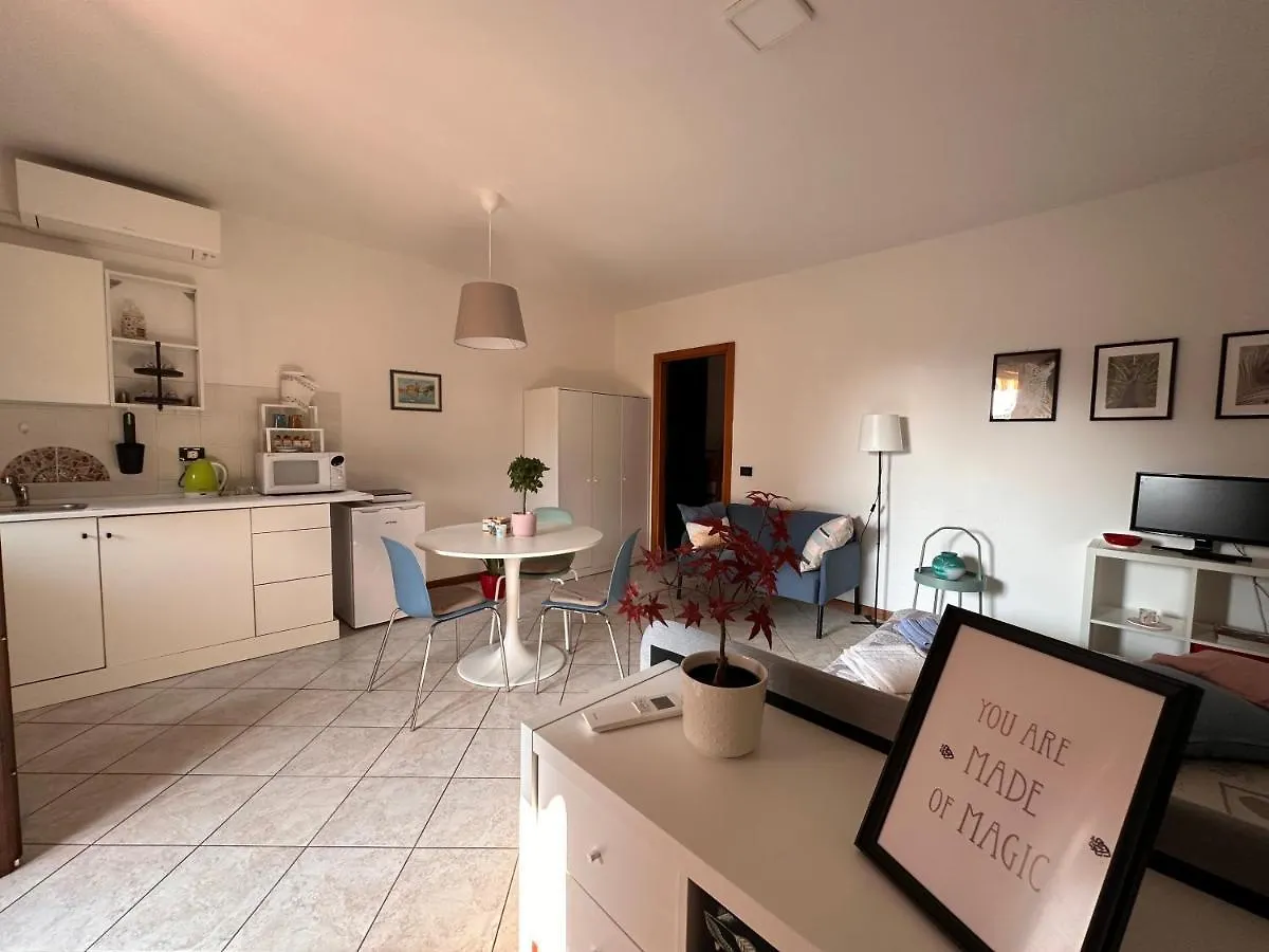 Casara Home Lazise 0*,  Italien